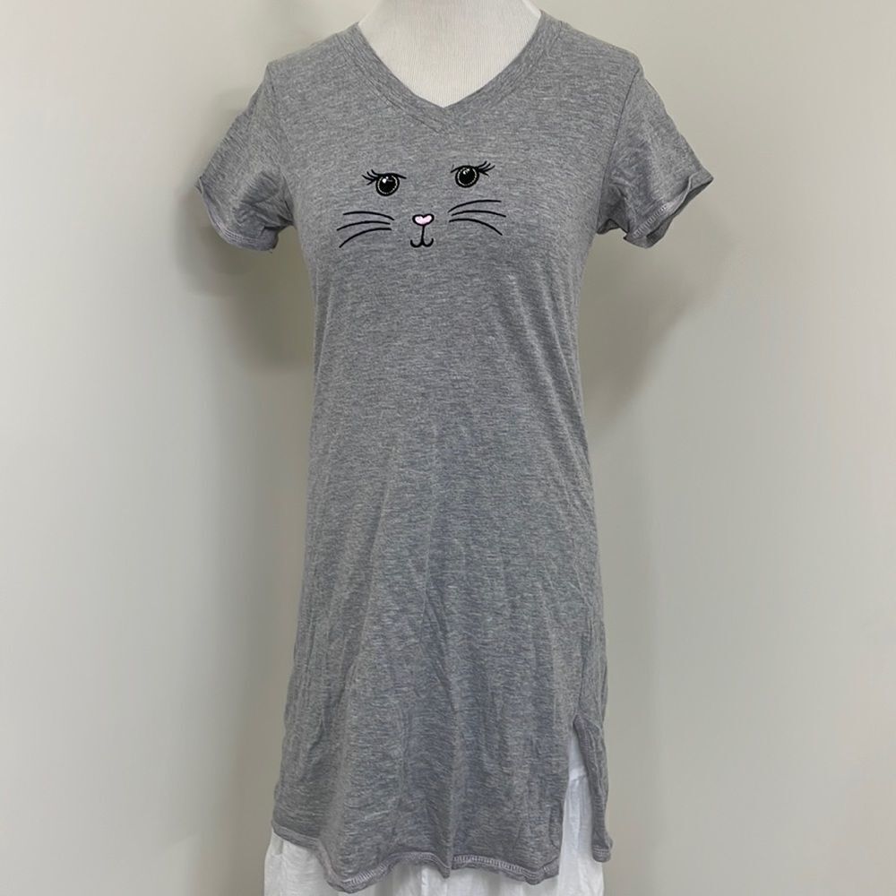 Gray kitty face nightgown with sides split girls Size Small